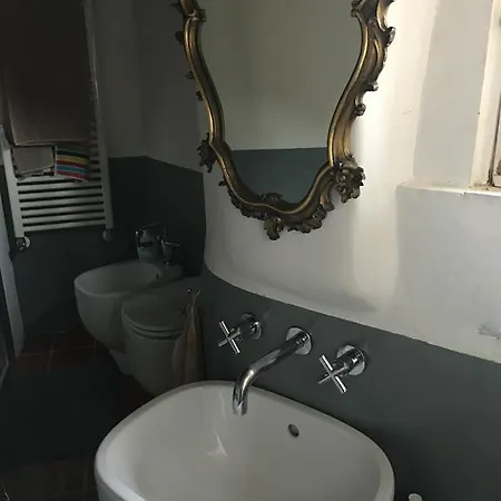 Apartment Di Valentina Genoa